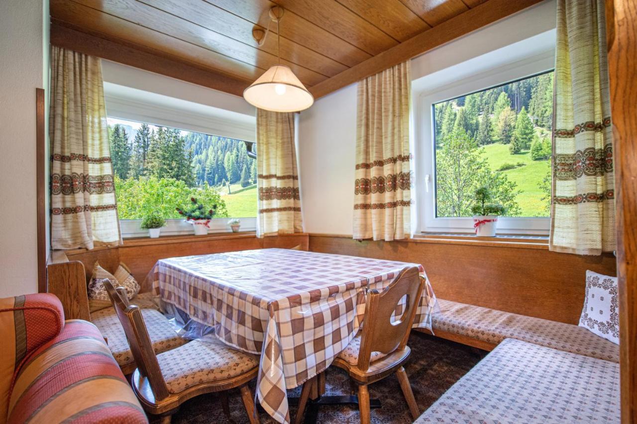 Apartments Jasmin Selva di Val Gardena Exterior photo